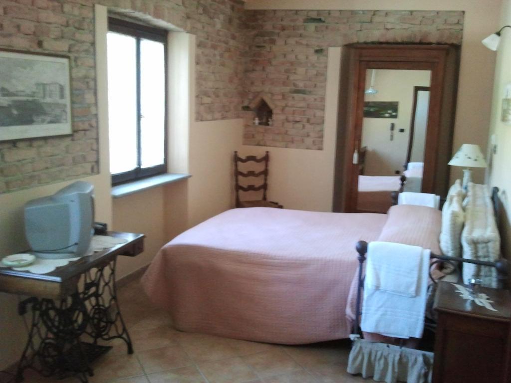 Villa Gran Collina San Damiano dʼAsti Habitación foto
